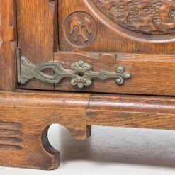 Ąžuolinė jūriniais motyvais drožinėta komoda 45x103x68 cm