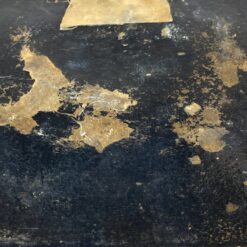 Pakabinamas žalvarinis bareljefas su šokių scena “Tout à la joie” 1,5×22,5×17,5 cm