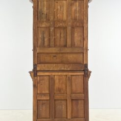 Senovinis ąžuolinis drožinėtas bufetas su stiklinėmis durimis 46x110x249 cm