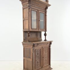 Senovinis ąžuolinis drožinėtas bufetas su stiklinėmis durimis 46x110x249 cm