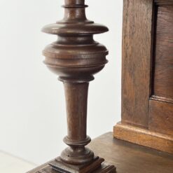 Senovinis ąžuolinis drožinėtas bufetas su stiklinėmis durimis 46x110x249 cm