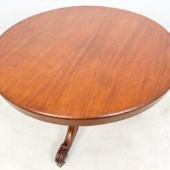 Senovinis apvalus raudonmedžio valgomojo stalas su ratukais 125x125x76 cm