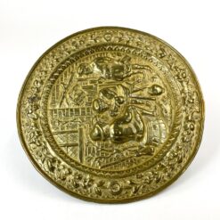 Žalvarinis bareljefas su smuklės scena 1,5x31x31 cm