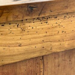 Riešutmedžio dviejų durų ir vieno stalčiaus komoda 57x118x103 cm