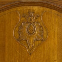 Barokinio stiliaus ąžuolinė rūbų spinta 60x150x241 cm