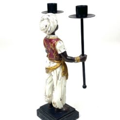 Blackamoor stiliaus dviejų šakų žvakidė iš polirezino ir metalo 8×15,5×27 cm