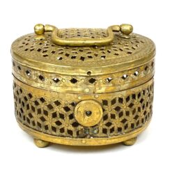 Indiška žalvarinė ažūrinė apvalios formos dėžutė 13,5×13,5×10,5 cm