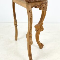 Barokinio stiliaus drožinėta medžio masyvo konsolė 42x95x76 cm