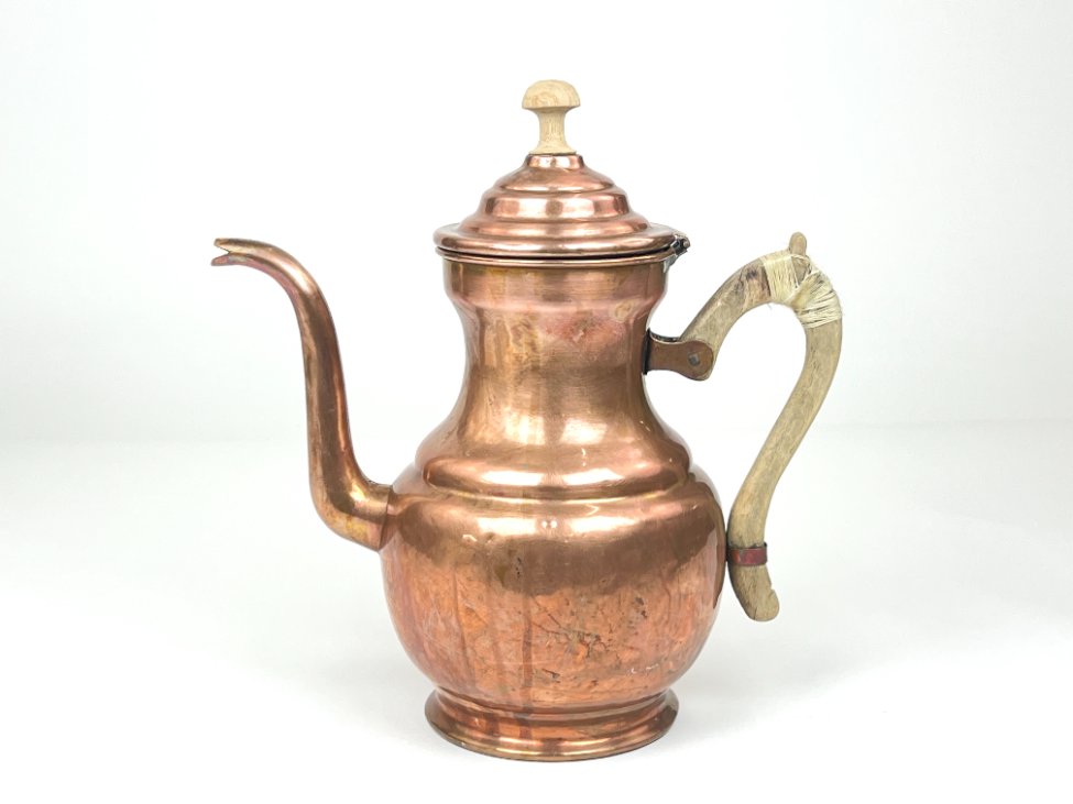 DR0357-arbatinukai-virduliai-samovarai-2 Varinis arbatinukas 2000 ml 15x27x28 cm