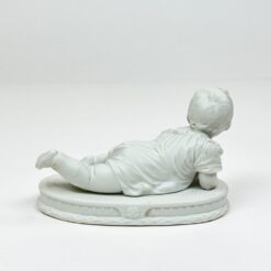 Porcelianinė kūdikio statula 8x17x10,5 cm