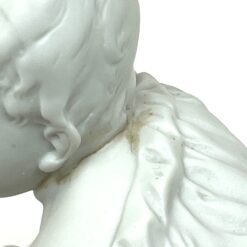 Porcelianinė kūdikio statula 8x17x10,5 cm