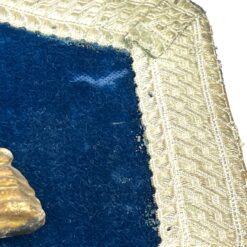 Medinis gobelenu aptrauktas paveikslas su Jėzaus Kristaus figūra 8x49x71 cm