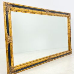 Vertikaliai arba horizontaliai kabinamas veidrodis aukso spalvos rėme 5,5x226x126,5 cm