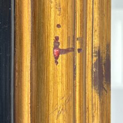 Vertikaliai arba horizontaliai kabinamas veidrodis aukso spalvos rėme 5,5x226x126,5 cm