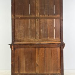 Senovinis ąžuolinis augalų motyvais drožinėtas dviejų dalių bufetas 53x152x242 cm