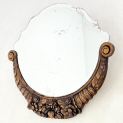 Pakabinamas veidrodis gėlių motyvais drožinėtame riešutmedžio rėme 4x88x77 cm