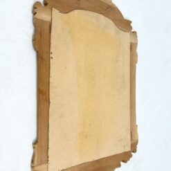 Pakabinamas veidrodis mediniame drožinėtame rėme 3×69,5×106,5 cm