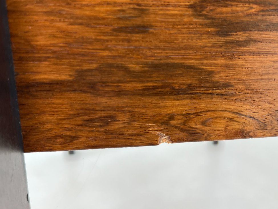 DR0381-stalai-17 Vintažinis siuvėjo staliukas 32,5×58,5×50 cm