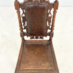 Senovinės ąžuolinės drožinėtos kėdės su eko oda 3 vnt. komplektas 47×46,5×106 cm, 48 cm