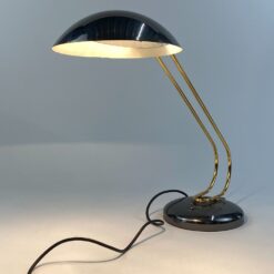 Vintažinis metalinis stalinis šviestuvas reguliuojamo kampo gaubtu 58×22,5×47 cm