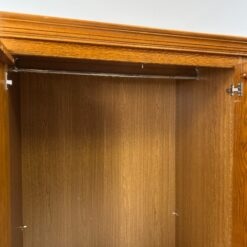 Ąžuolinė penkių durų rūbų spinta su veidrodžiu 65x262x205,5 cm