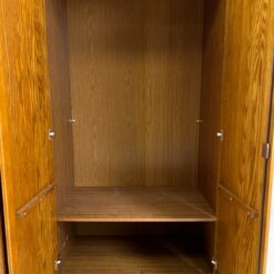 Ąžuolinė penkių durų rūbų spinta su veidrodžiu 65x262x205,5 cm