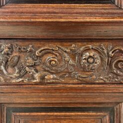 Ąžuolinė drožinėta XIX a. pr. komoda 82x194x197 cm