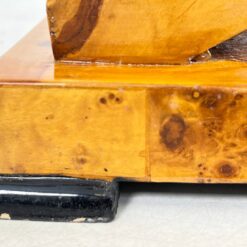 Art Deco stiliaus riešutmedžio lukšto konsolė 31×109,5×83 cm