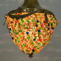 Žalvarinis pakabinamas šviestuvas su spalvoto stiklo karoliukais 35x35x46 cm