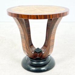 Art Deco stiliaus apvalus riešutmedžio lukšto staliukas 59,5x59,5x59,5 cm