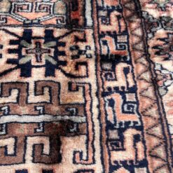 Vilnonis rankų darbo kilimas “Baluch” 96x91x0,5 cm