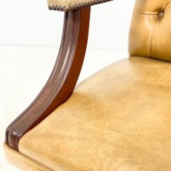 Raudonmedžio reguliuojamo aukščio darbo krėslas su oda 74x68x105(+4) cm, 50(+4) cm