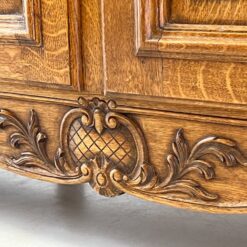 Plati ąžuolinė keturių durų rūbų spinta 66x249x214 cm