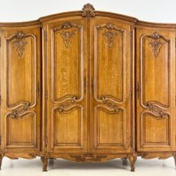 Plati ąžuolinė keturių durų rūbų spinta 66x249x214 cm