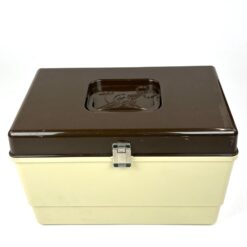 Vintažinė plastikinė dėžutė siuvimo reikmenims 23,5x36x22 cm