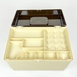 Vintažinė plastikinė dėžutė siuvimo reikmenims 23,5x36x22 cm