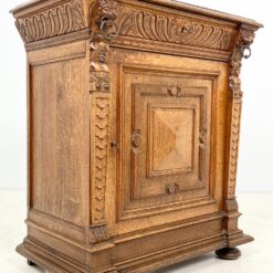 Senovinė drožinėta ąžuolinė komoda 54x90x102 cm