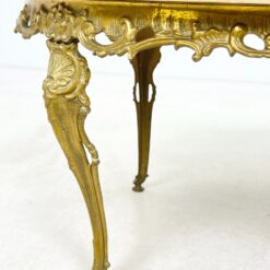 Žalvarinis staliukas akmeniniu stalviršiumi 61x104x43 cm