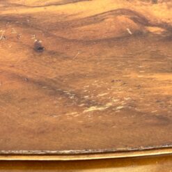 Prabangus barokinio stiliaus drožinėtas riešutmedžio staliukas 78x113x57 cm