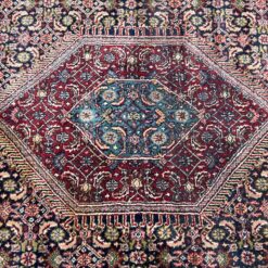 Vilnonis rankų darbo kilimas “Bidjar” 350x244x1 cm