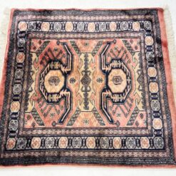 Vilnonis rankų darbo kilimėlis 85x80x0,4 cm