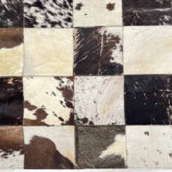 Skiautinis natūralaus kailio kilimas 228x159x0,2 cm