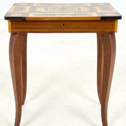 Muzikinis riešutmedžio siuvinėjimo staliukas 27x37x43 cm