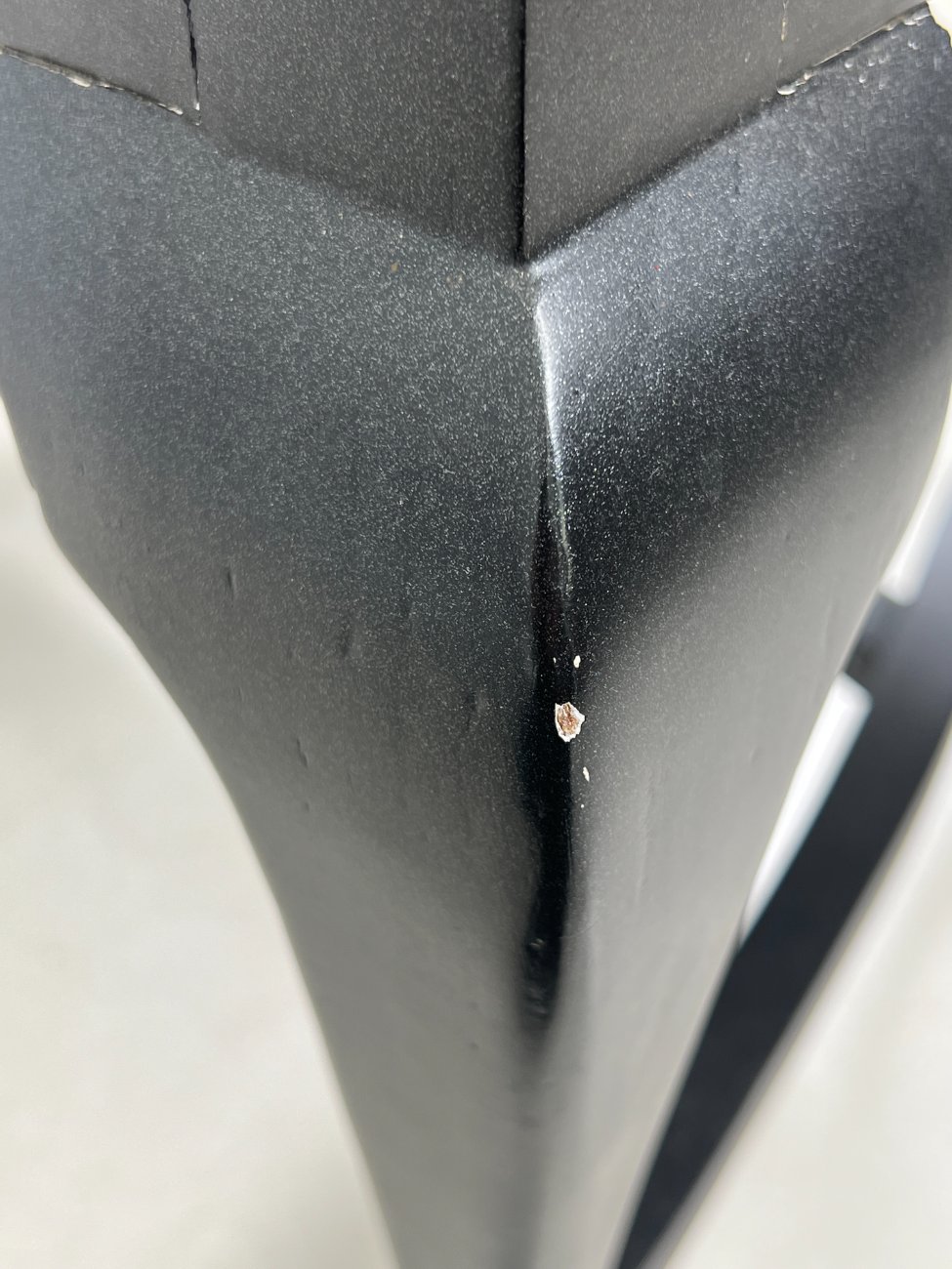 HK1466-valgomojo-kreslai-16 Mediniai krėslai su eko oda 2 vnt. komplektas 60x66x112 cm, 51 cm