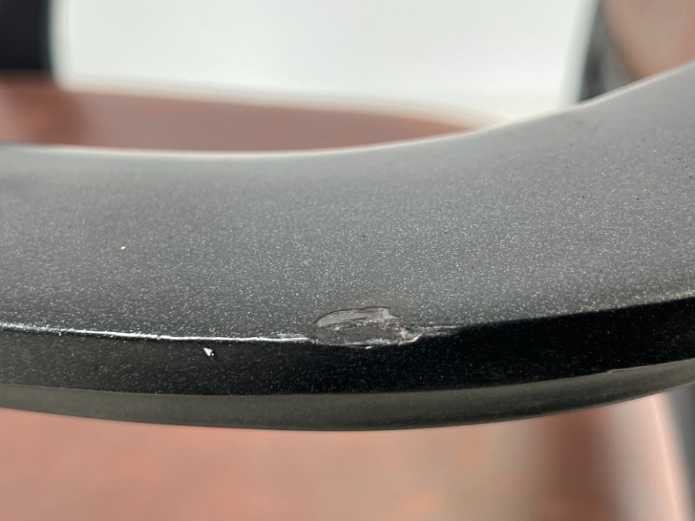 HK1466-valgomojo-kreslai-17 Mediniai krėslai su eko oda 2 vnt. komplektas 60x66x112 cm, 51 cm