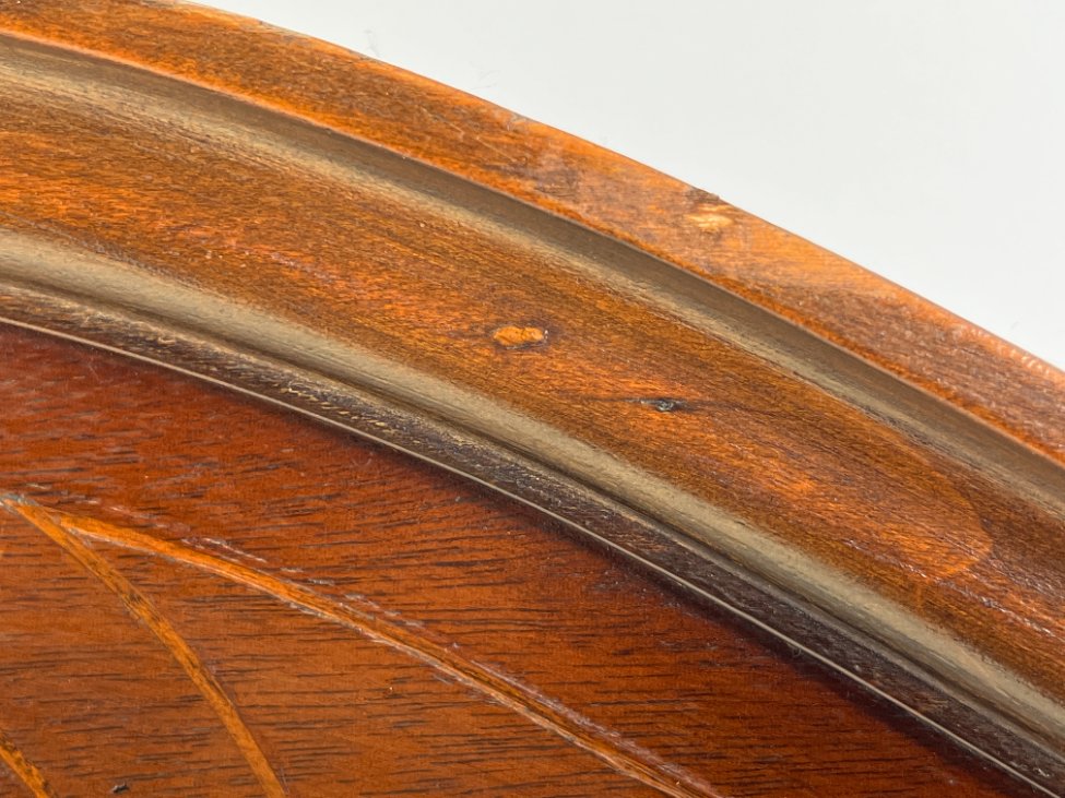 HK1467-vitrinos-12 Inkrustuota vitrina 34x107x177,5 cm