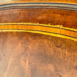 Inkrustuota vitrina 34x107x177,5 cm