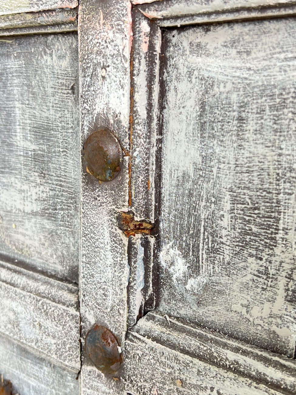 HK1471-apdailos-detales-15 Dekoratyvinės medinės durys 8×124,5×193 cm