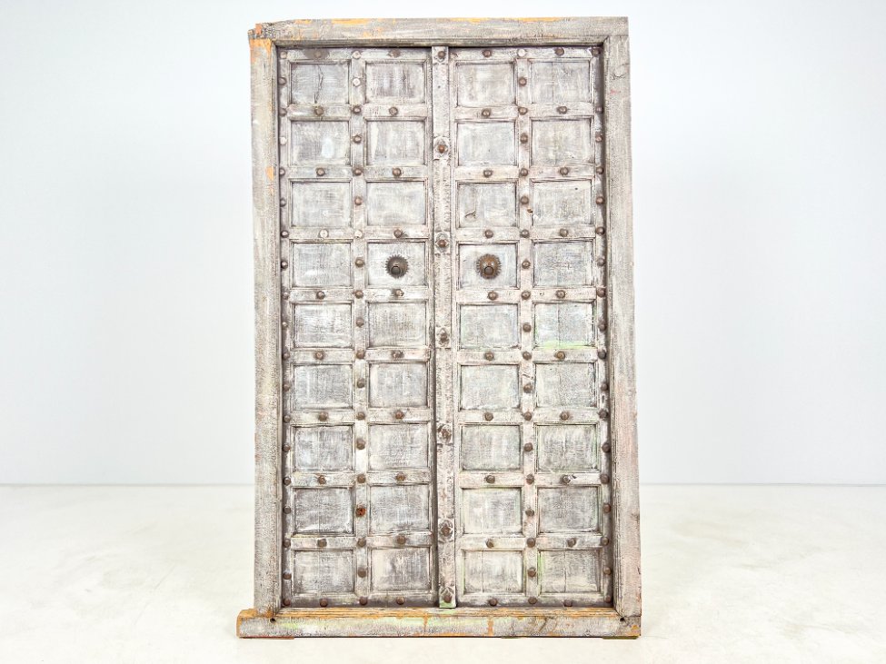 HK1471-apdailos-detales-2 Dekoratyvinės medinės durys 8×124,5×193 cm