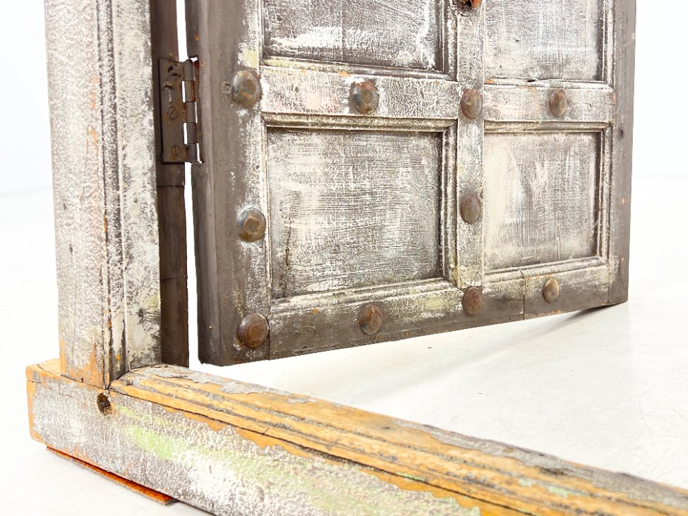 HK1471-apdailos-detales-8 Dekoratyvinės medinės durys 8×124,5×193 cm